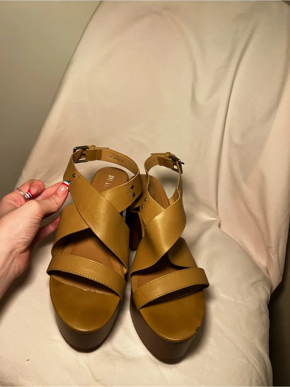 Hot Kiss Tan Platform Strappy Block Heel Sandals Size 10/11